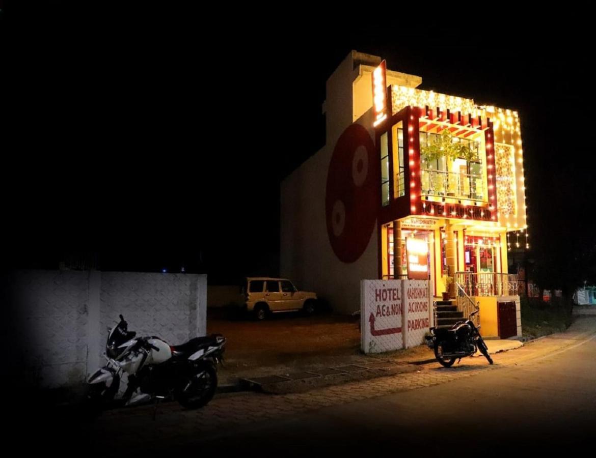 Hotel Mahishmati Palace Maheshwar Buitenkant foto