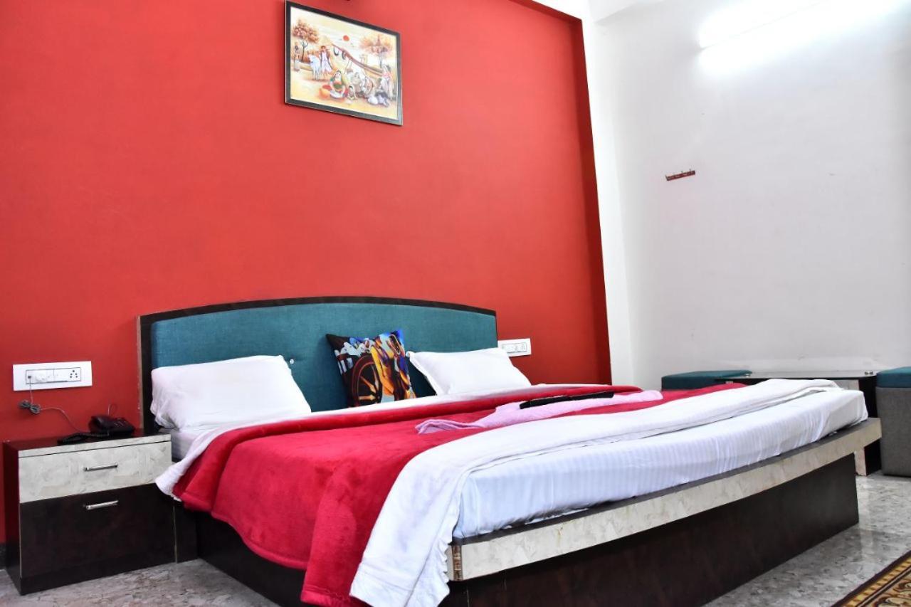 Hotel Mahishmati Palace Maheshwar Buitenkant foto