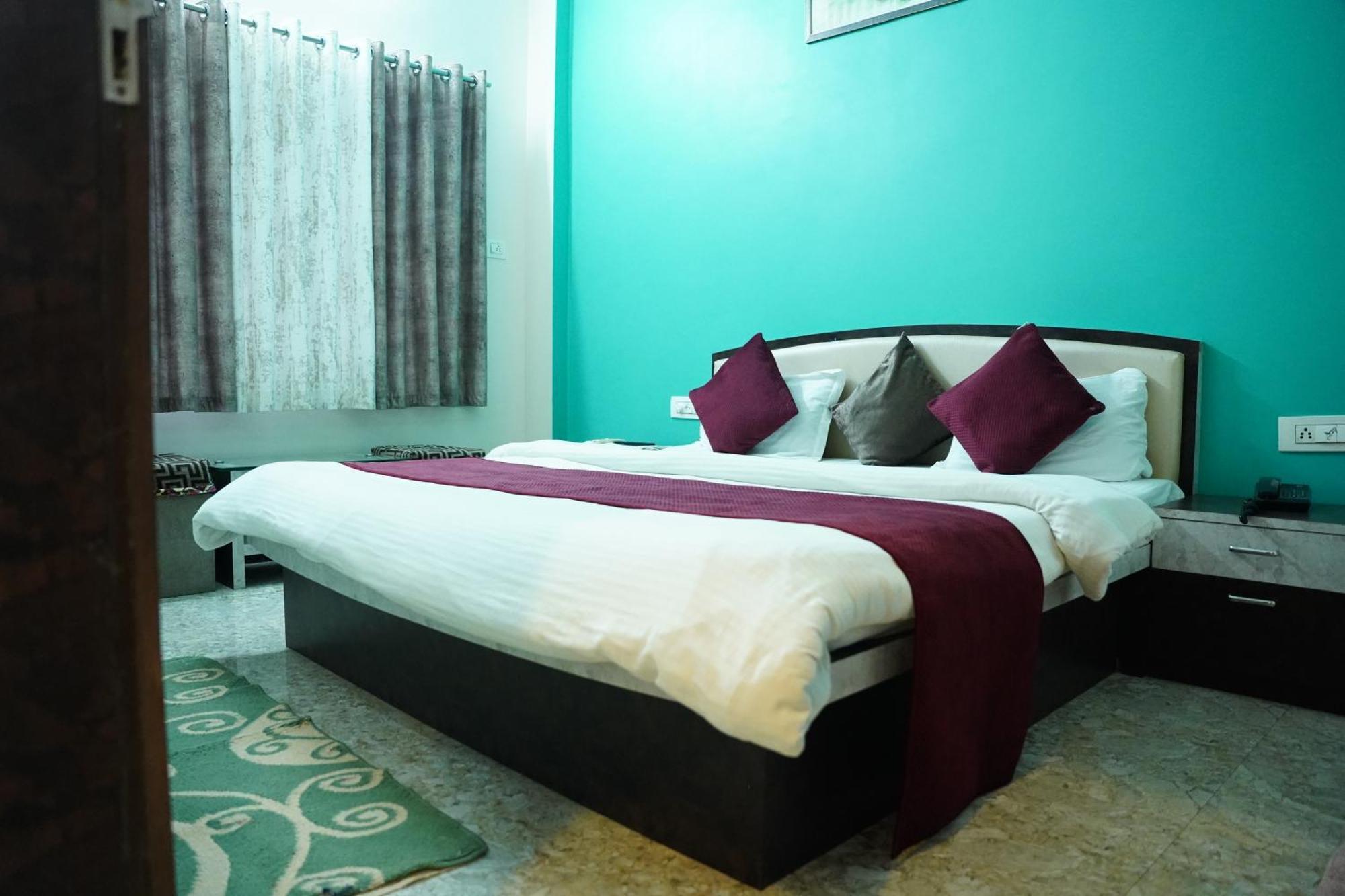 Hotel Mahishmati Palace Maheshwar Buitenkant foto