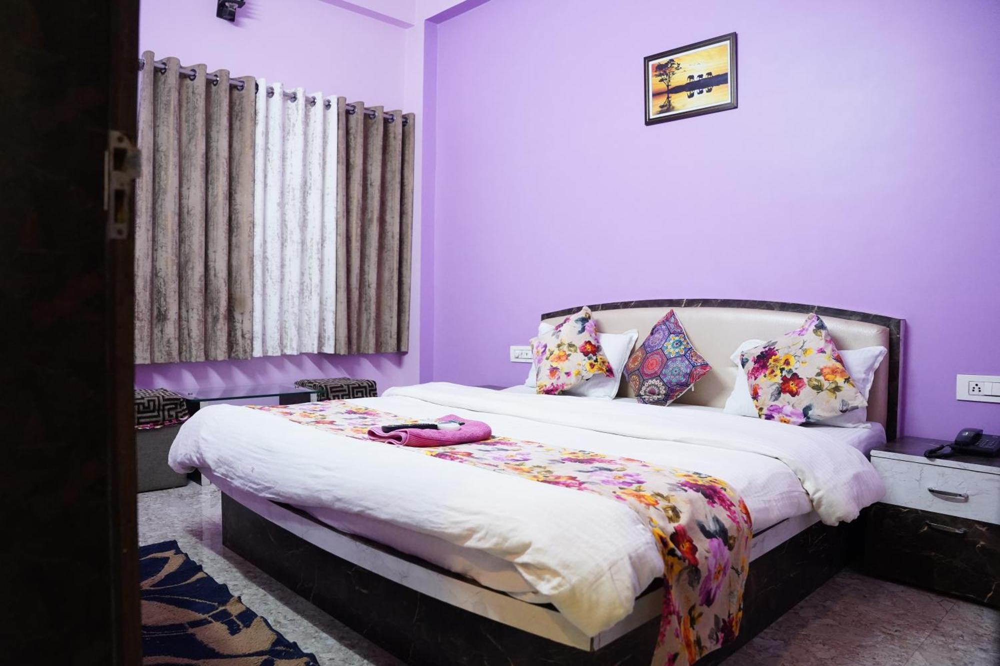 Hotel Mahishmati Palace Maheshwar Buitenkant foto